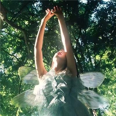 夏威夷冲浪女孩